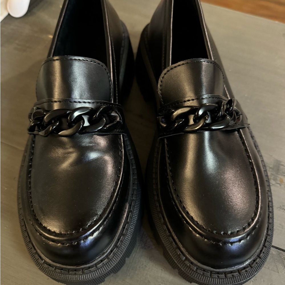 Platform Black loafers